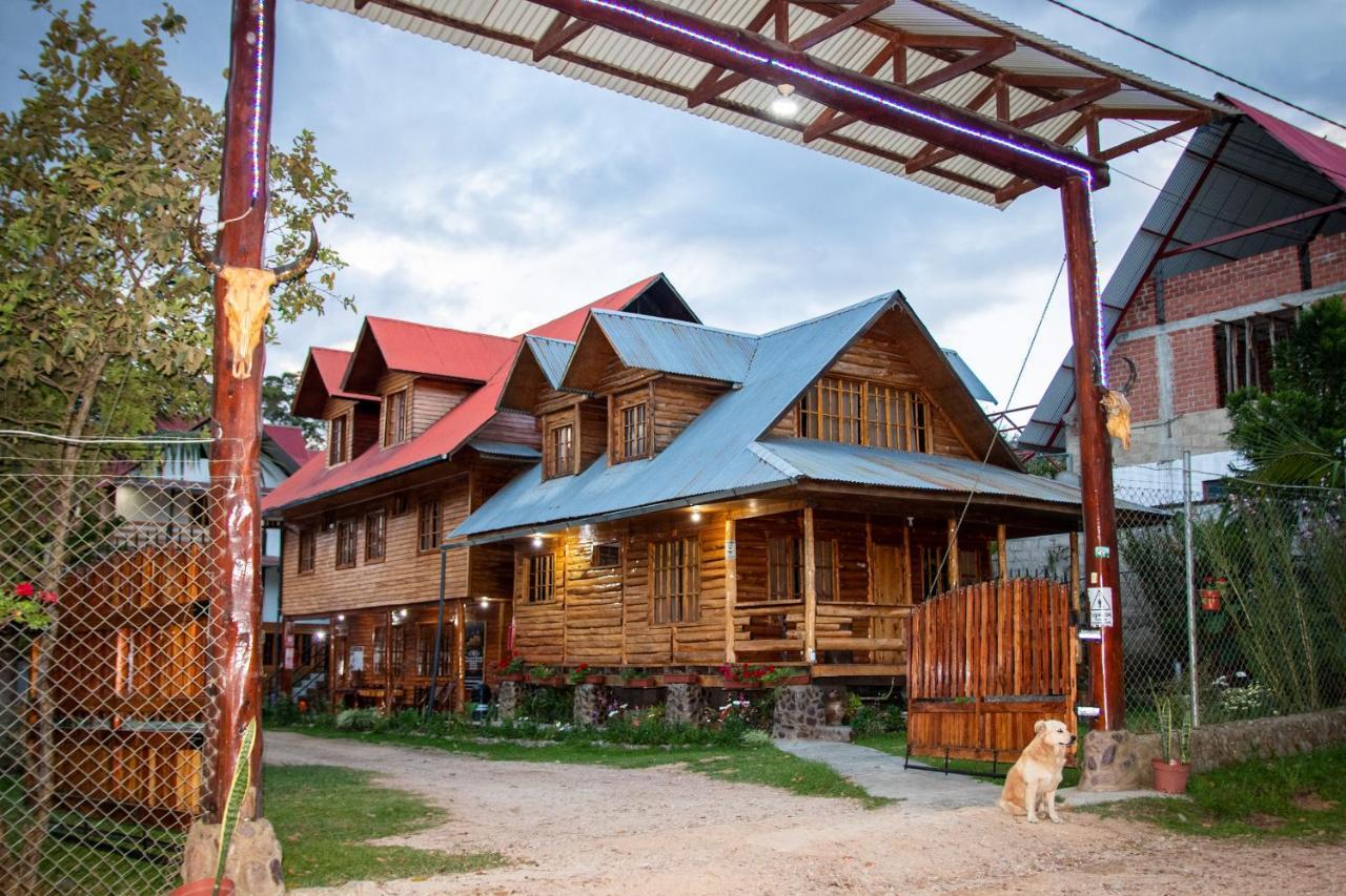 Hotel Charlie House Oxapampa Zewnętrze zdjęcie